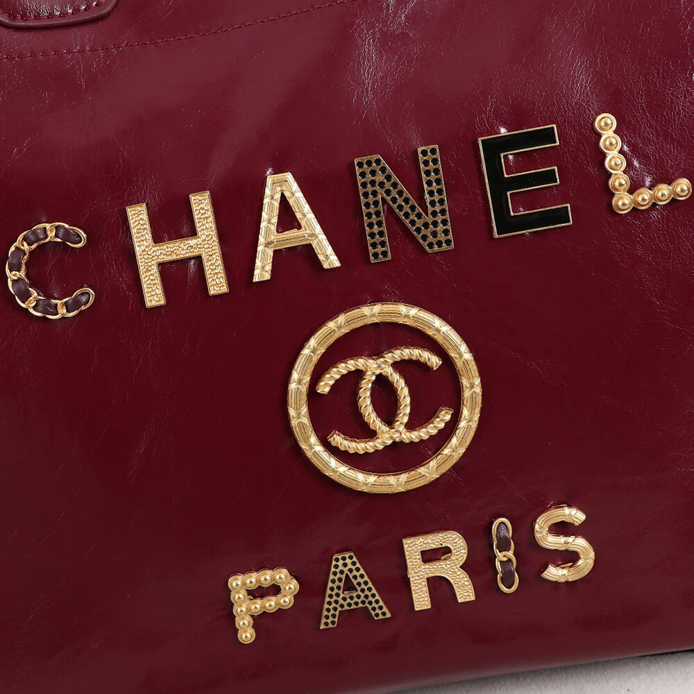 CHANEL LARGE DEAUVILLE TOTE
