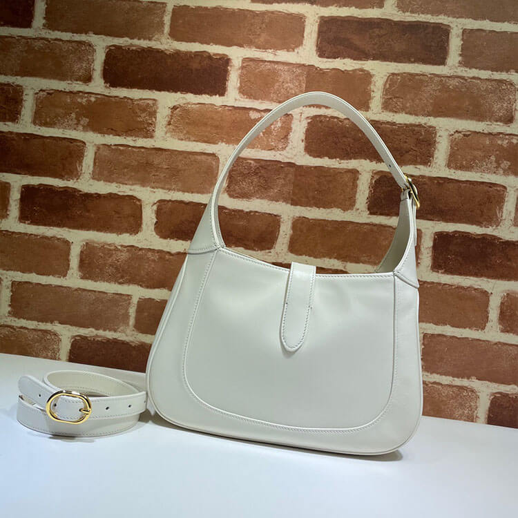 30 MONTAIGNE AVENUE BAG