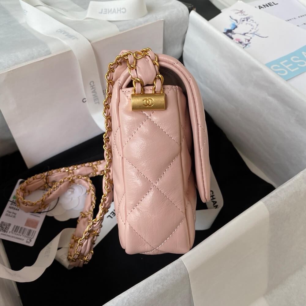 CHANEL MINI FLAP