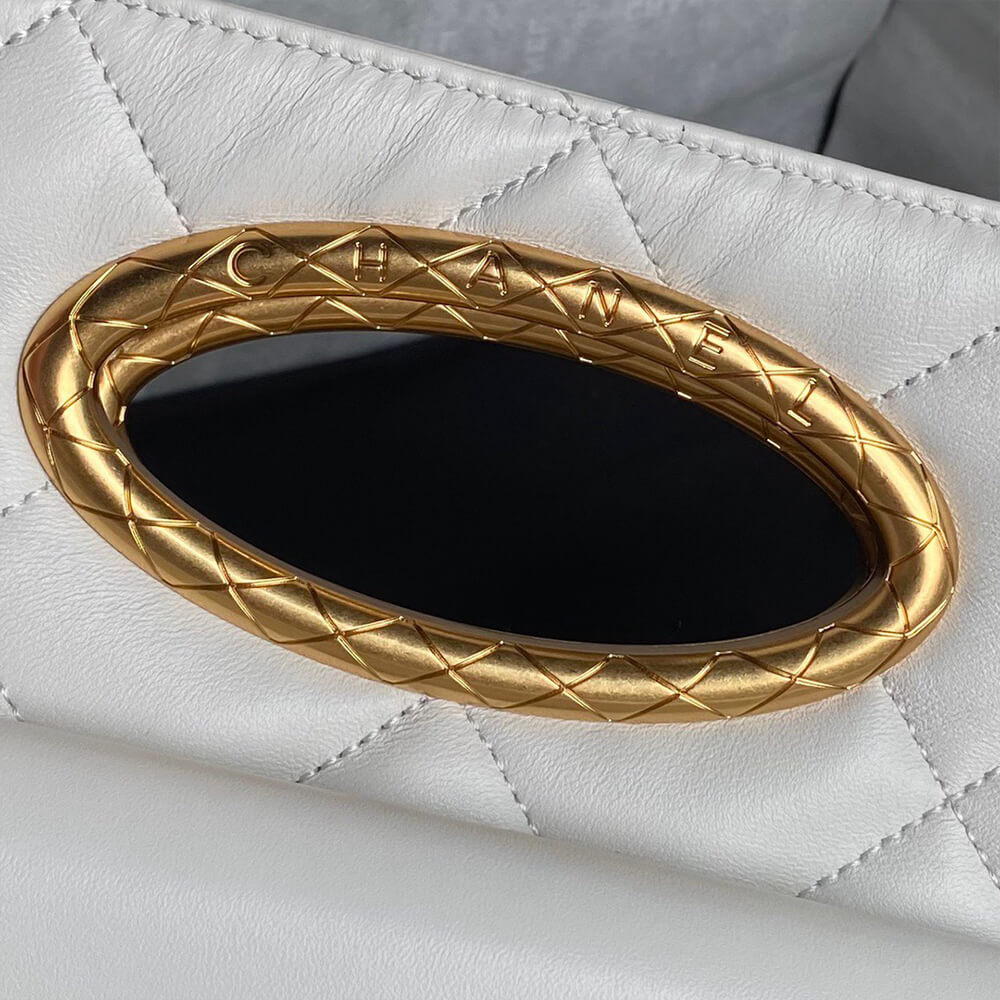 CHANEL Clutch