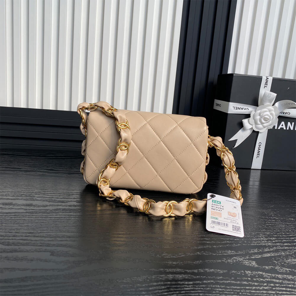 CHANEL Small Flap Bag(high-end grade)
